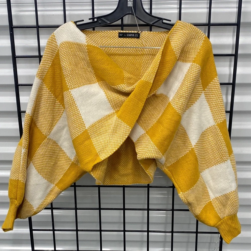 Zaful Mustard and Cream Plaid Sweater - Picture 1 of 3